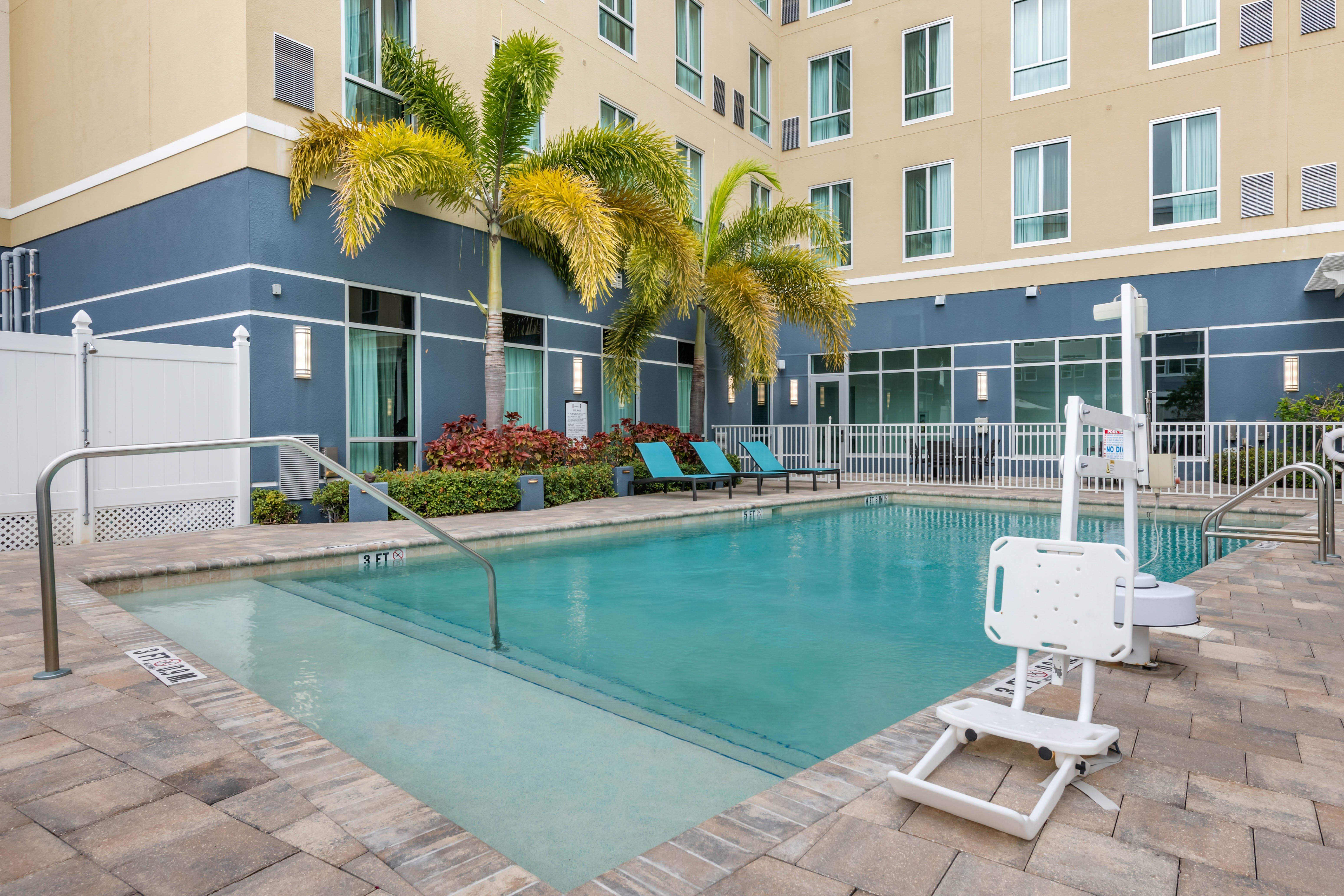 Staybridge Suites St. Petersburg Fl By Ihg Екстериор снимка