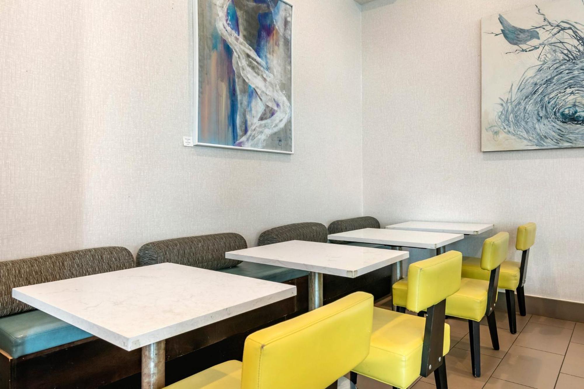 Staybridge Suites St. Petersburg Fl By Ihg Екстериор снимка